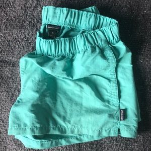 Patagonia Small barely baggies shorts